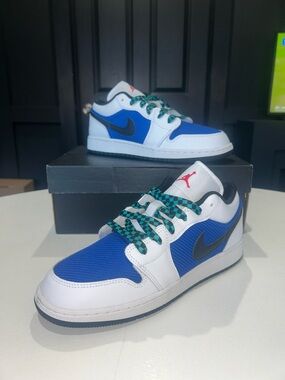 Jordan 1 Low SE GS “Formula 23 Pack” Women’s Size 8.5